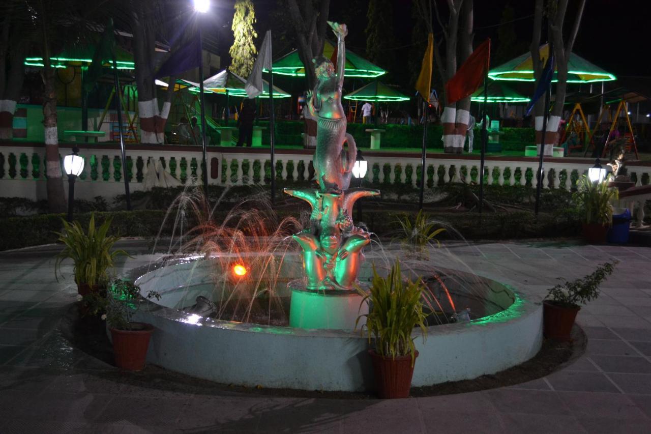 Fun And Food Resort & Holidays Harsola Buitenkant foto