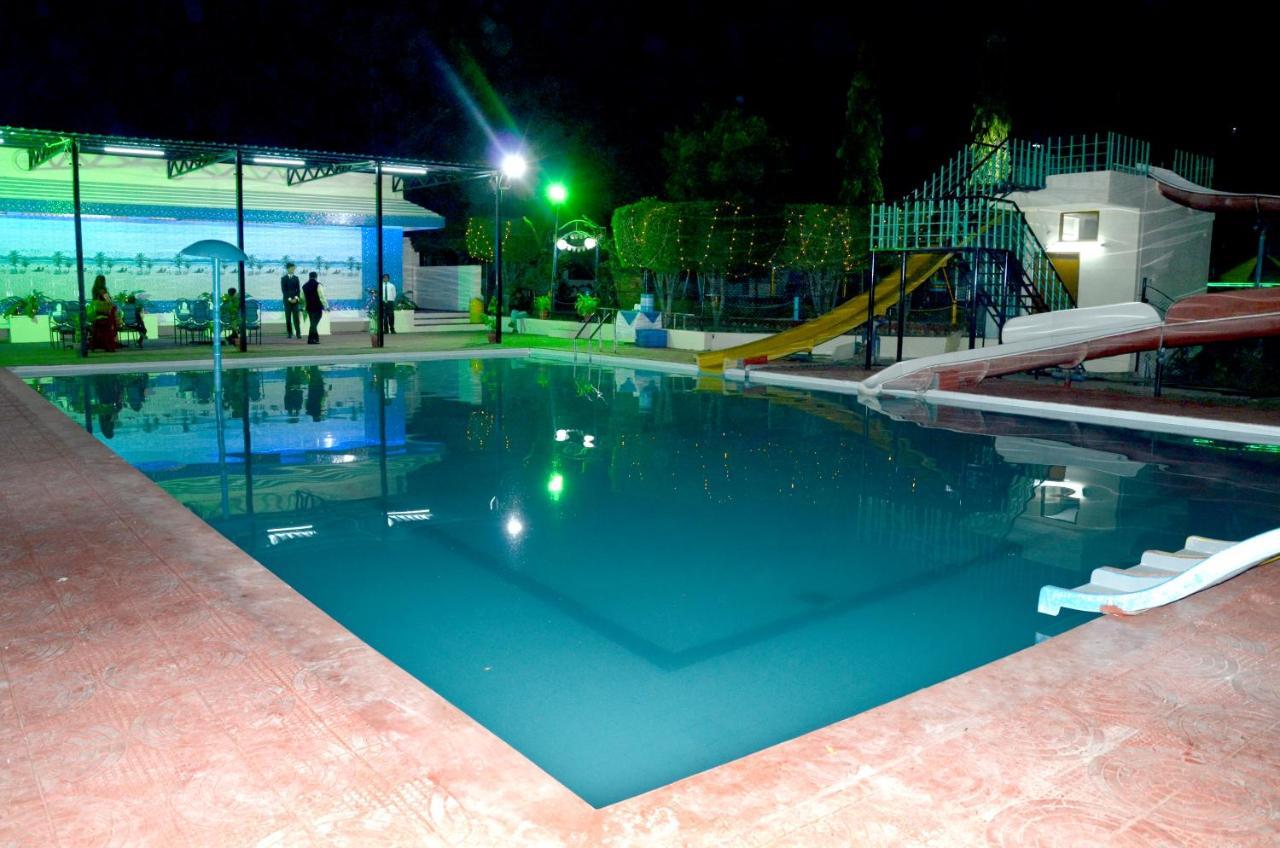 Fun And Food Resort & Holidays Harsola Buitenkant foto