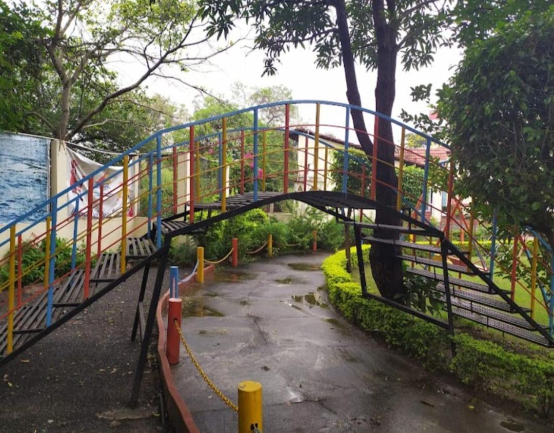 Fun And Food Resort & Holidays Harsola Buitenkant foto